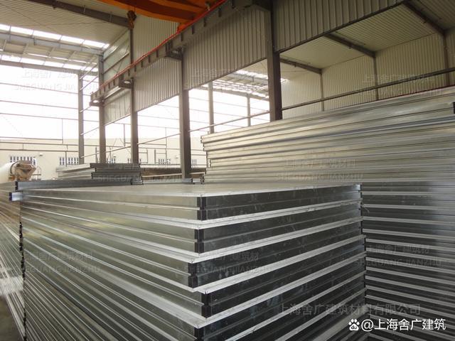 部分,市場的競爭非常大,而單純地做好隔墻板輕質這一效果是遠遠不夠的